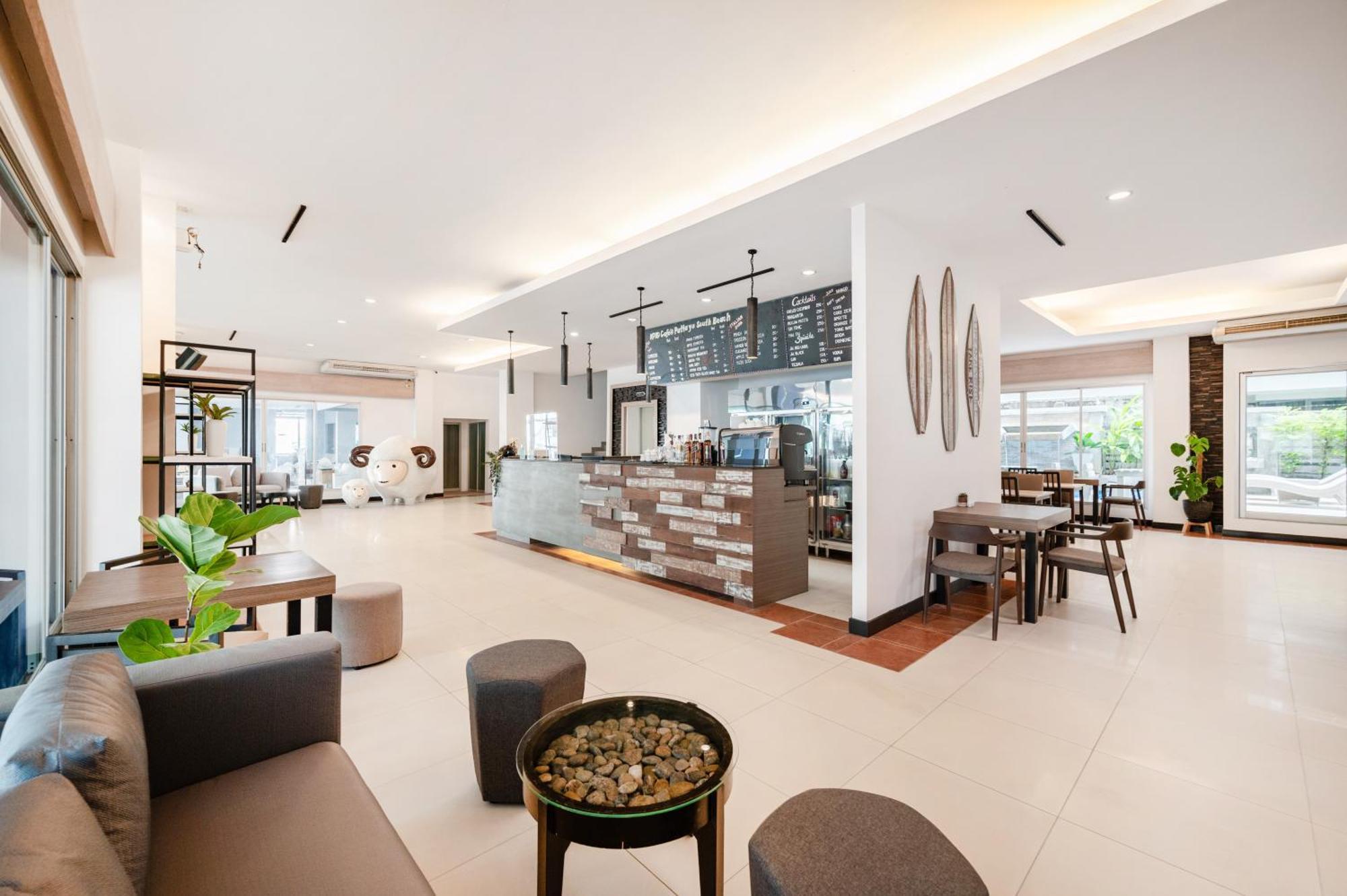 Kokotel Pattaya South Beach Exterior foto